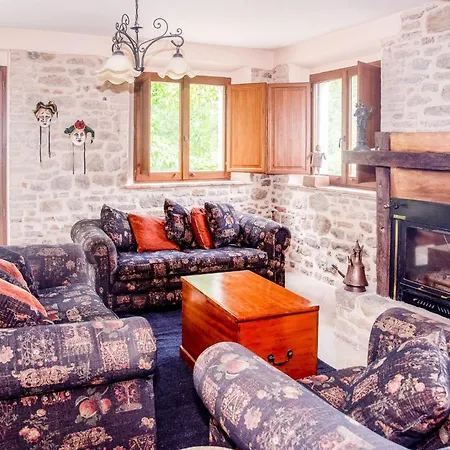 La Mela Rosa Bed & Breakfast